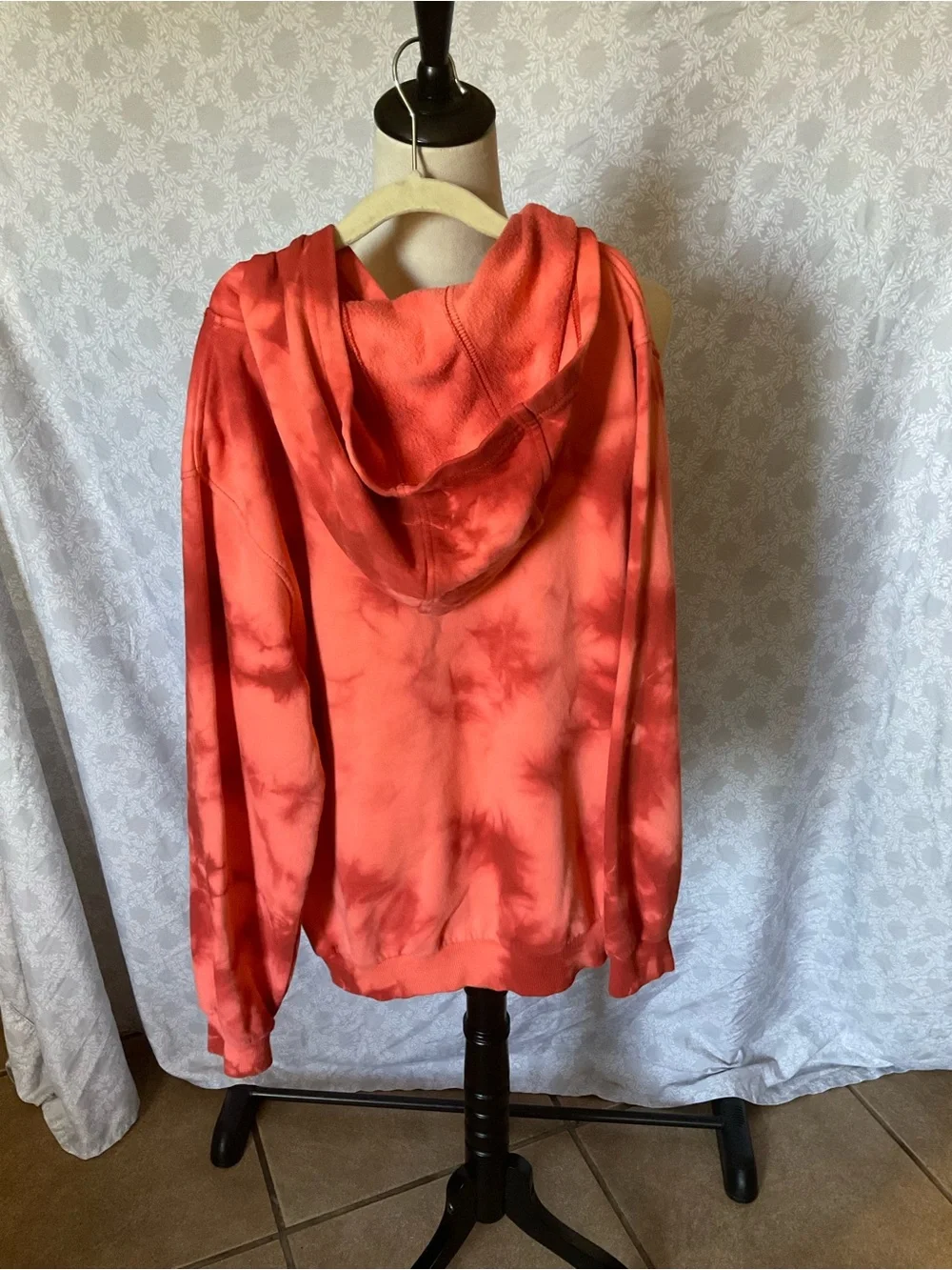 Nike Tie-Dye Hoodie in Coral and Dark Coral - Kids
